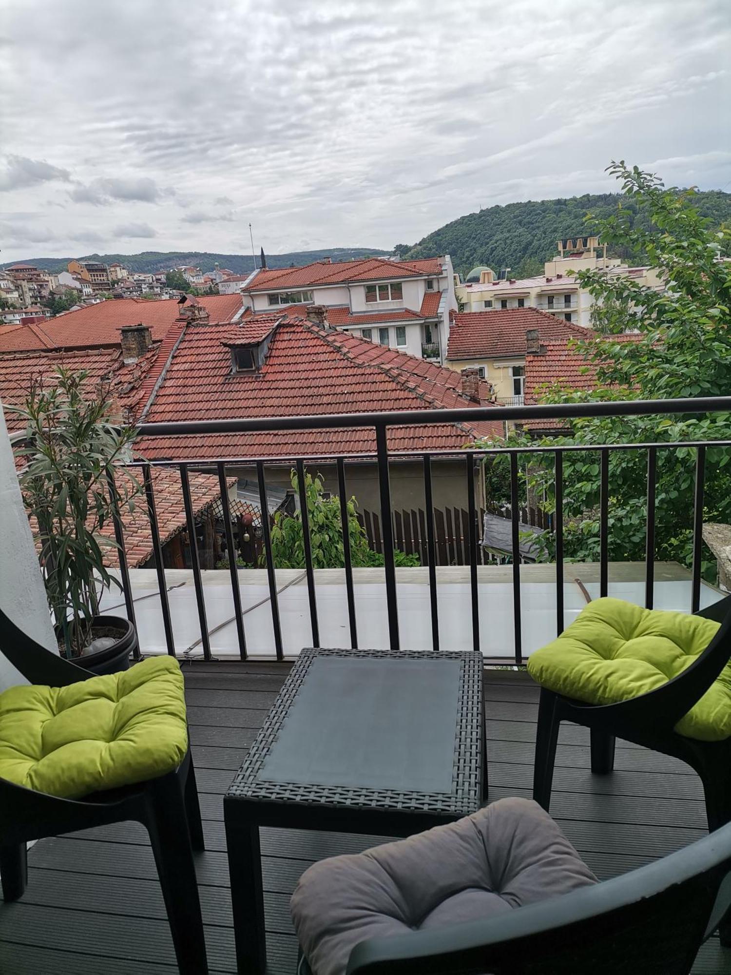 Аврамов Дом - Етаж От Къща Lejlighed Veliko Tarnovo Eksteriør billede