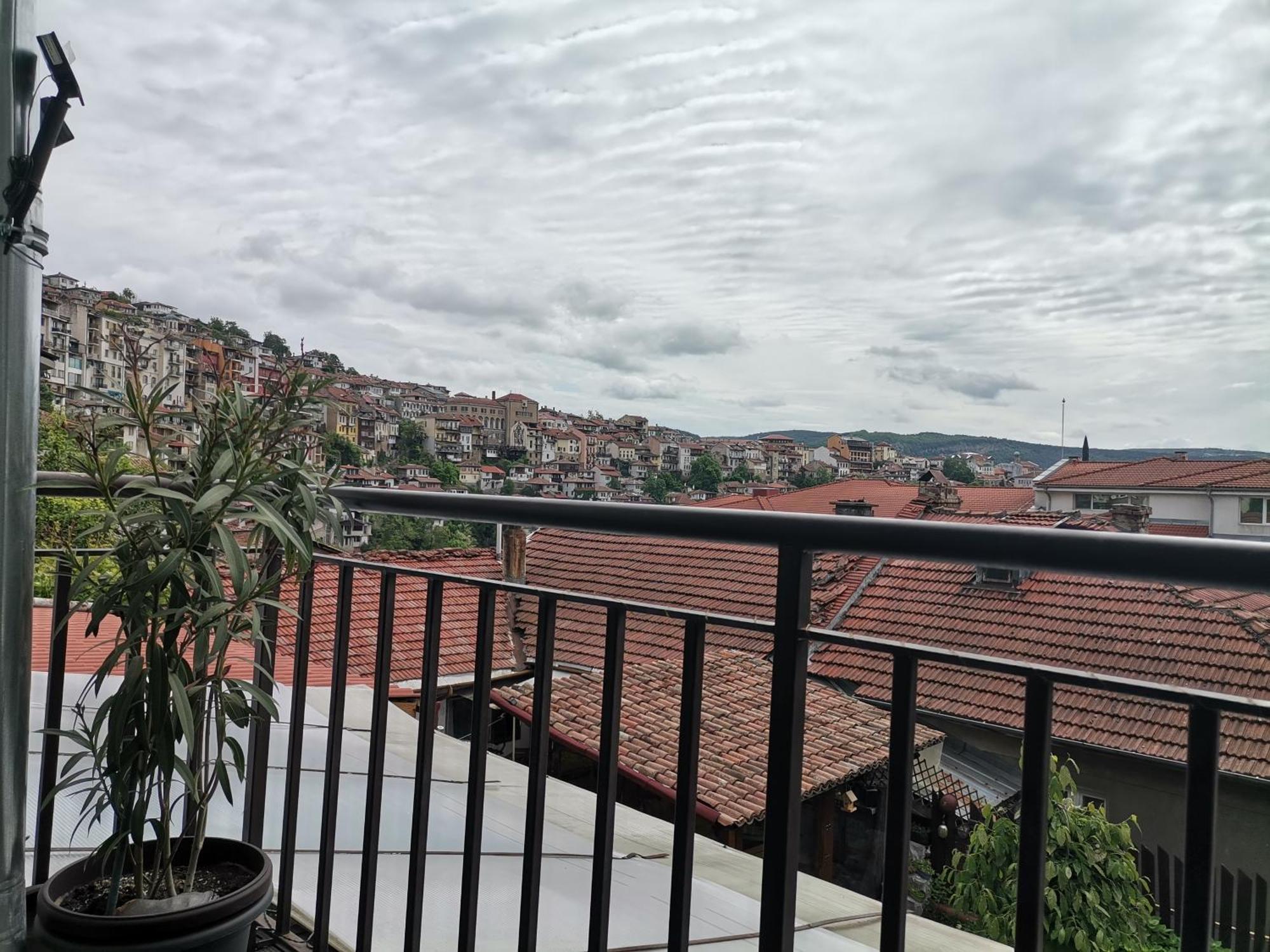 Аврамов Дом - Етаж От Къща Lejlighed Veliko Tarnovo Eksteriør billede
